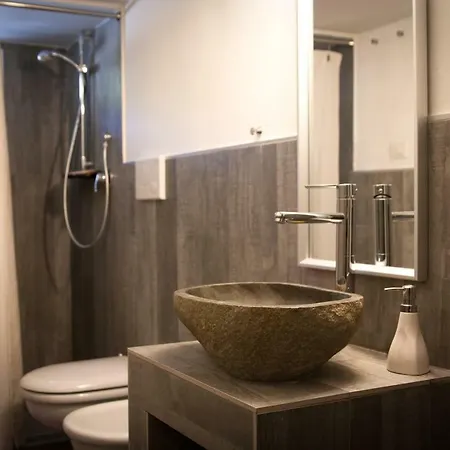 فندق مبيت وإفطار D'amare 4*